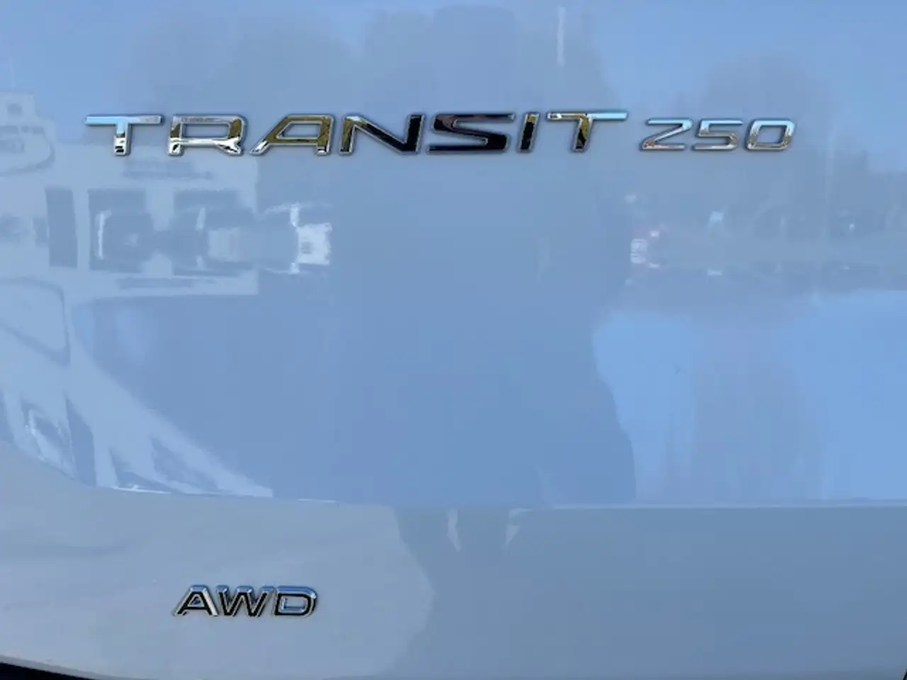 Ford Transit Cargo Van снимка Ford Transit Cargo Van