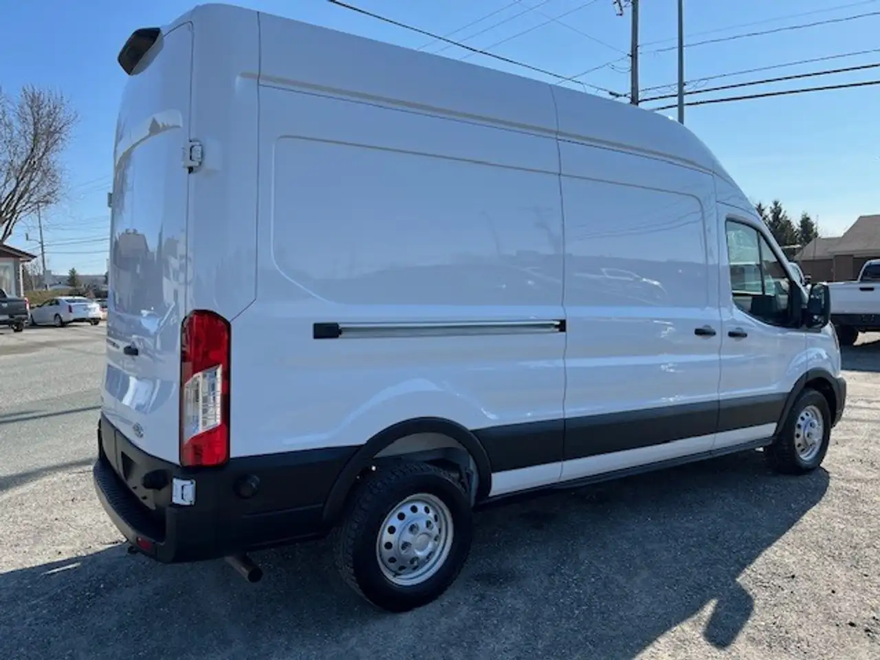 Ford Transit Cargo Van снимка Ford Transit Cargo Van