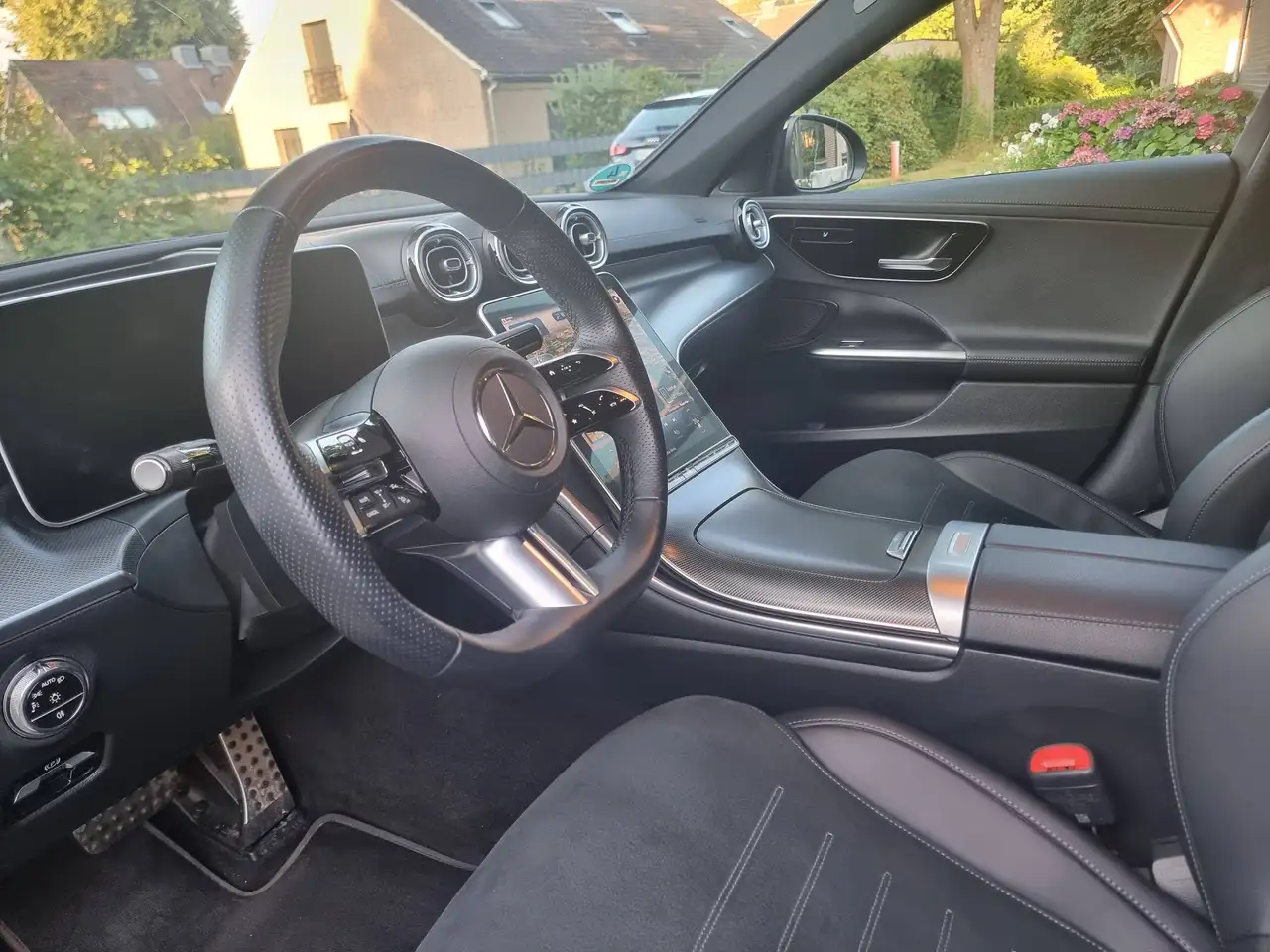 Mercedes-Benz C-Class C 300e AMG Line, миниатюра 26