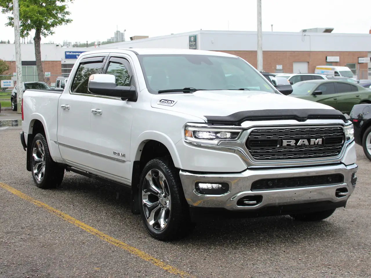 RAM 1500 снимка RAM 1500