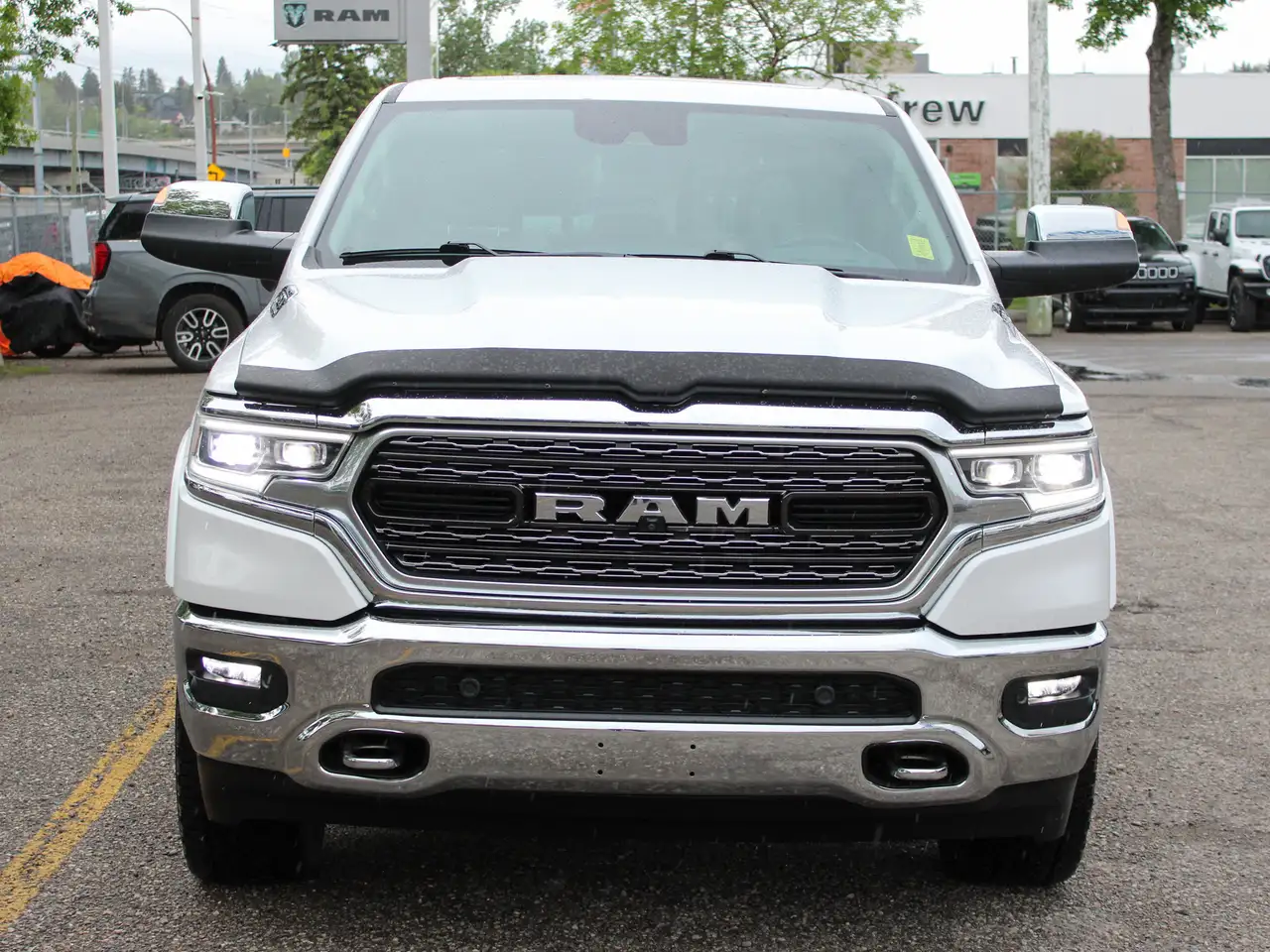RAM 1500 снимка RAM 1500