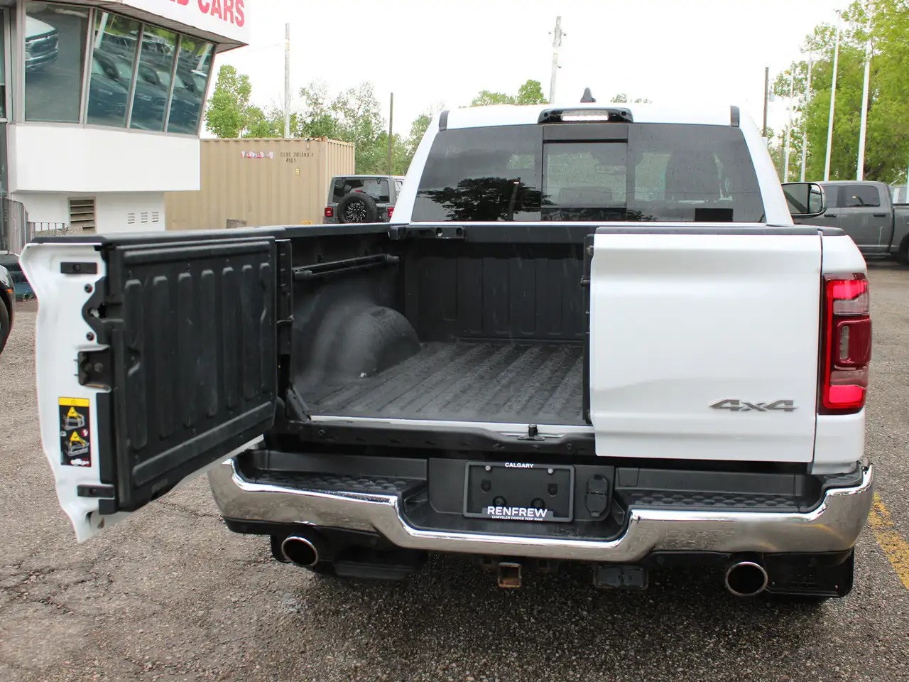 RAM 1500 снимка RAM 1500