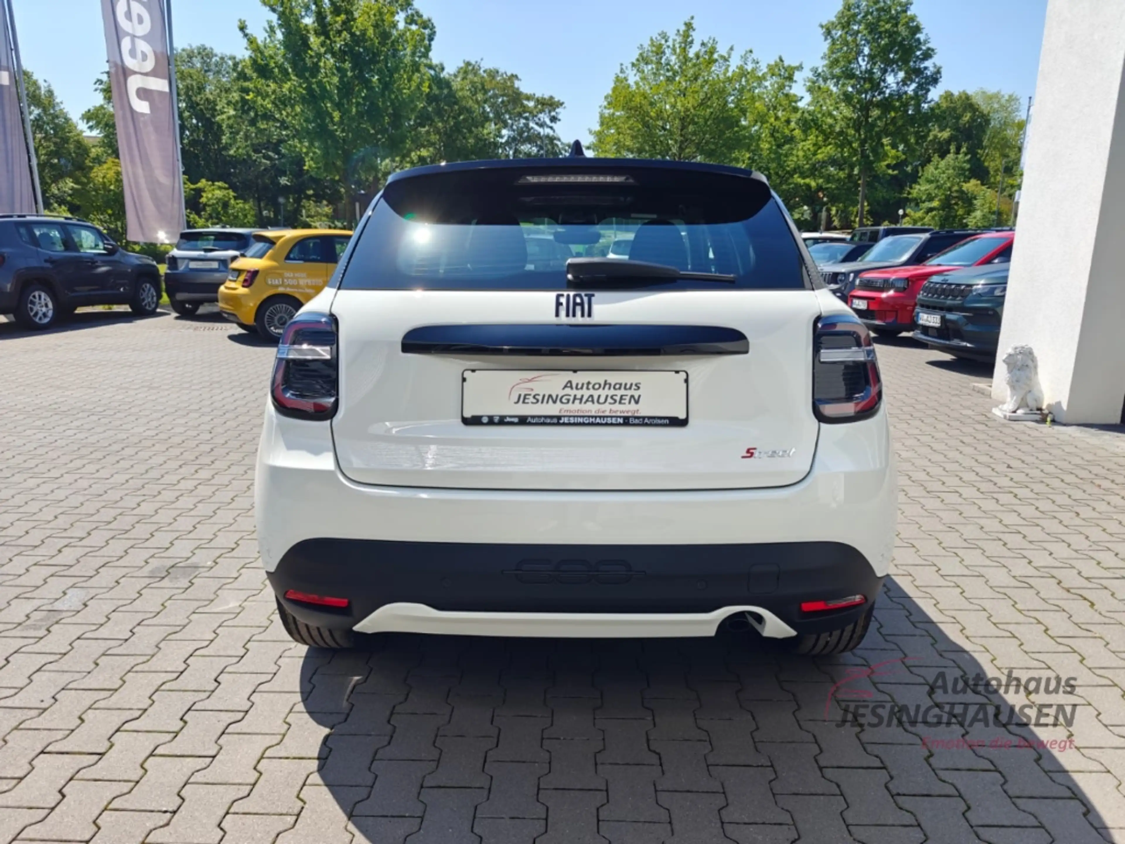 Fiat 600 Street Edition+WinterP.+PDC+ Apple Carplay+Digital — photo 6