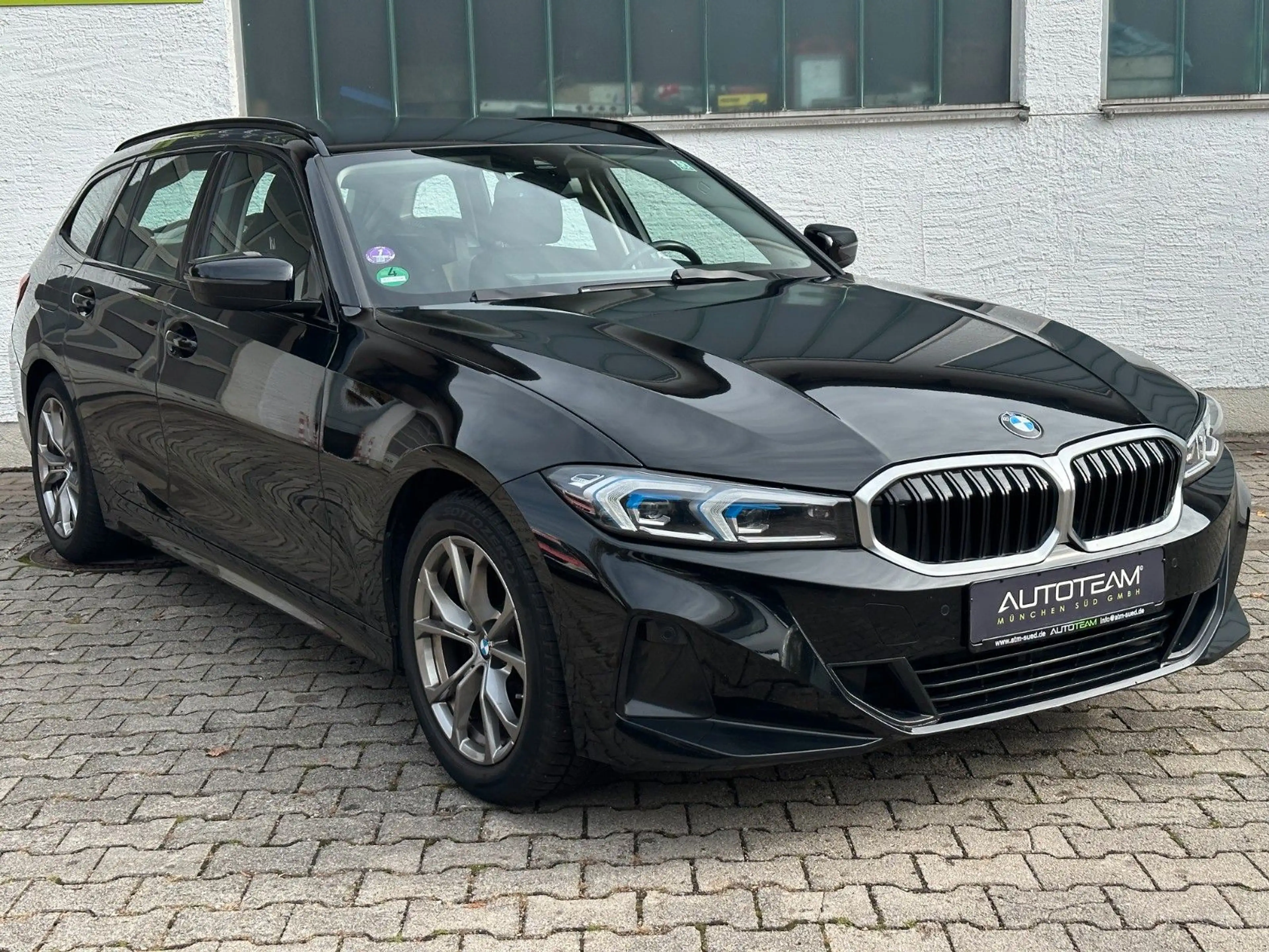 BMW 318 dT HUD Kamera Cockpit Professional 8-Fach