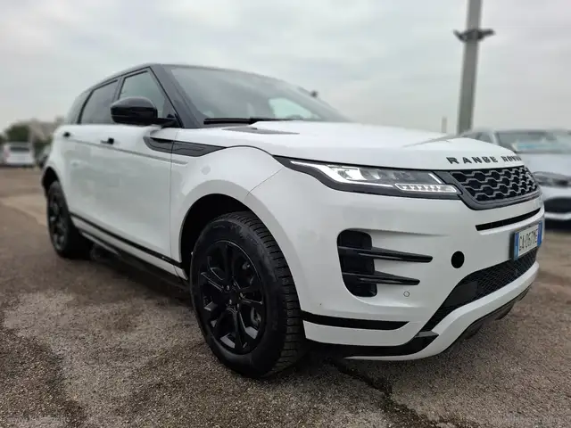 Land Rover Range Rover Evoque view 3