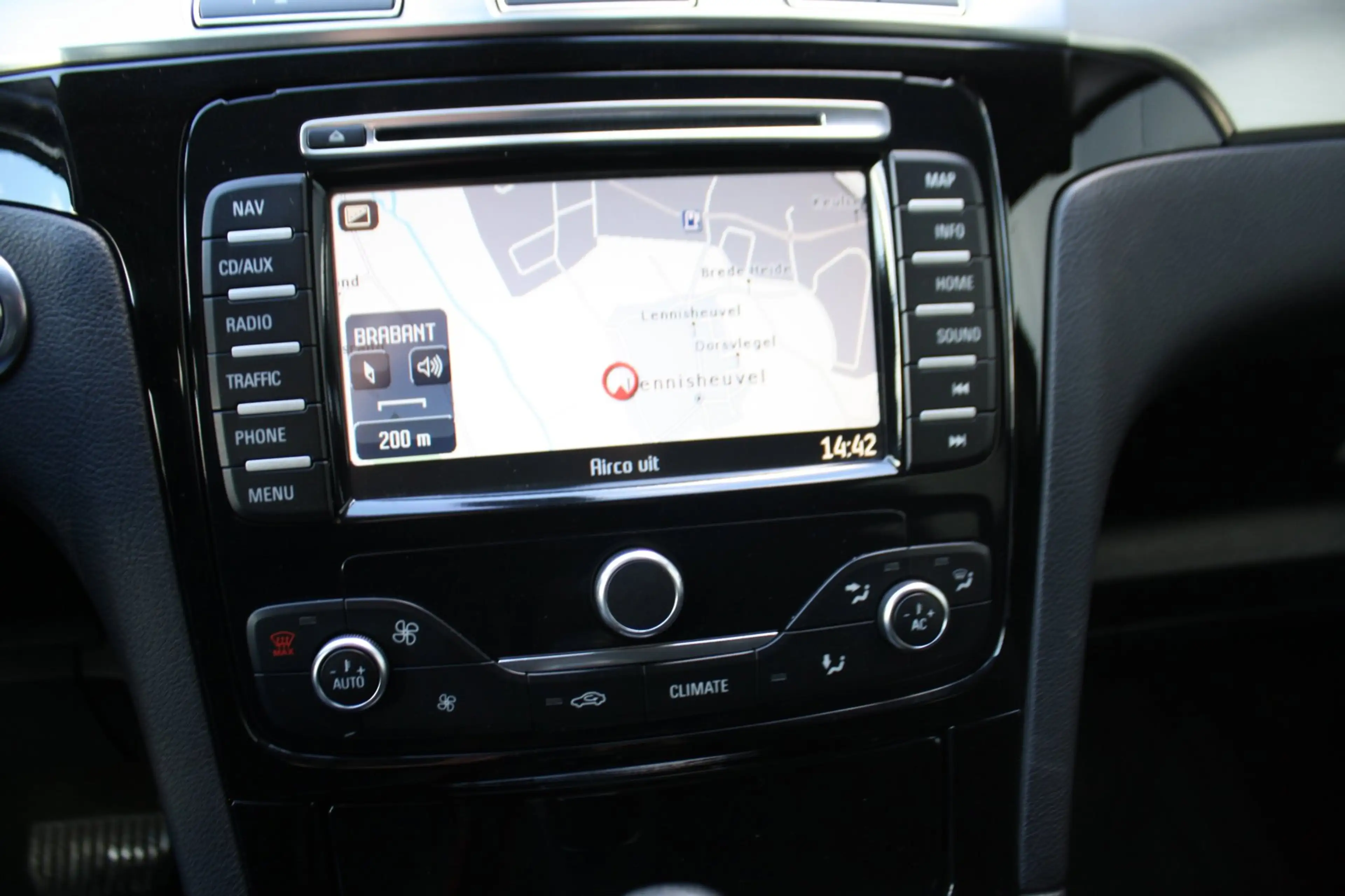 Ford S-Max 2.0 EcoBoost Titanium - NAVIGATIE - TREKHAAK - 2 x — photo 11