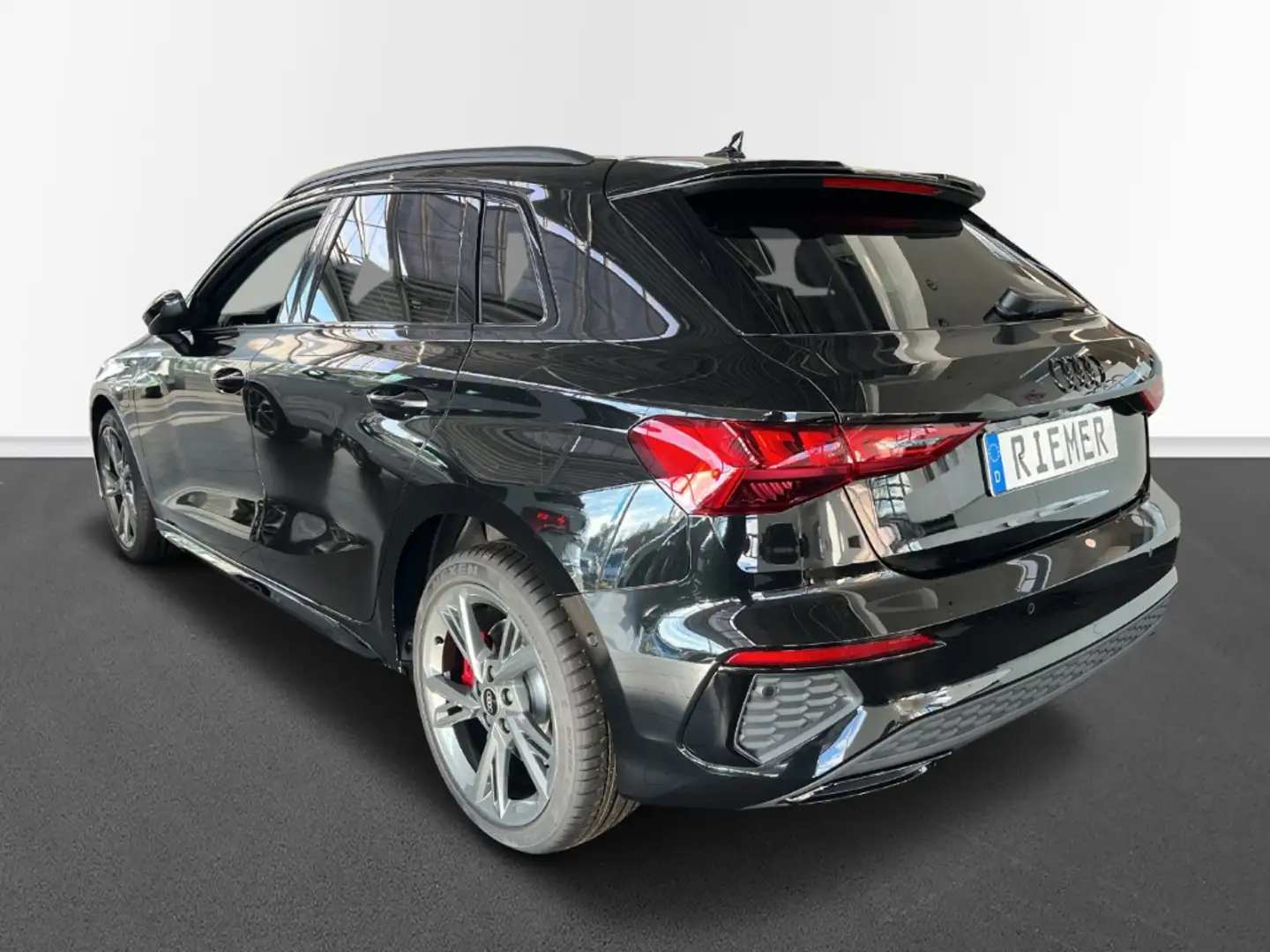 Audi A3 45TFSI e S line Sportback ACC Rückfahrkam. El. Hec Schwarz - 2