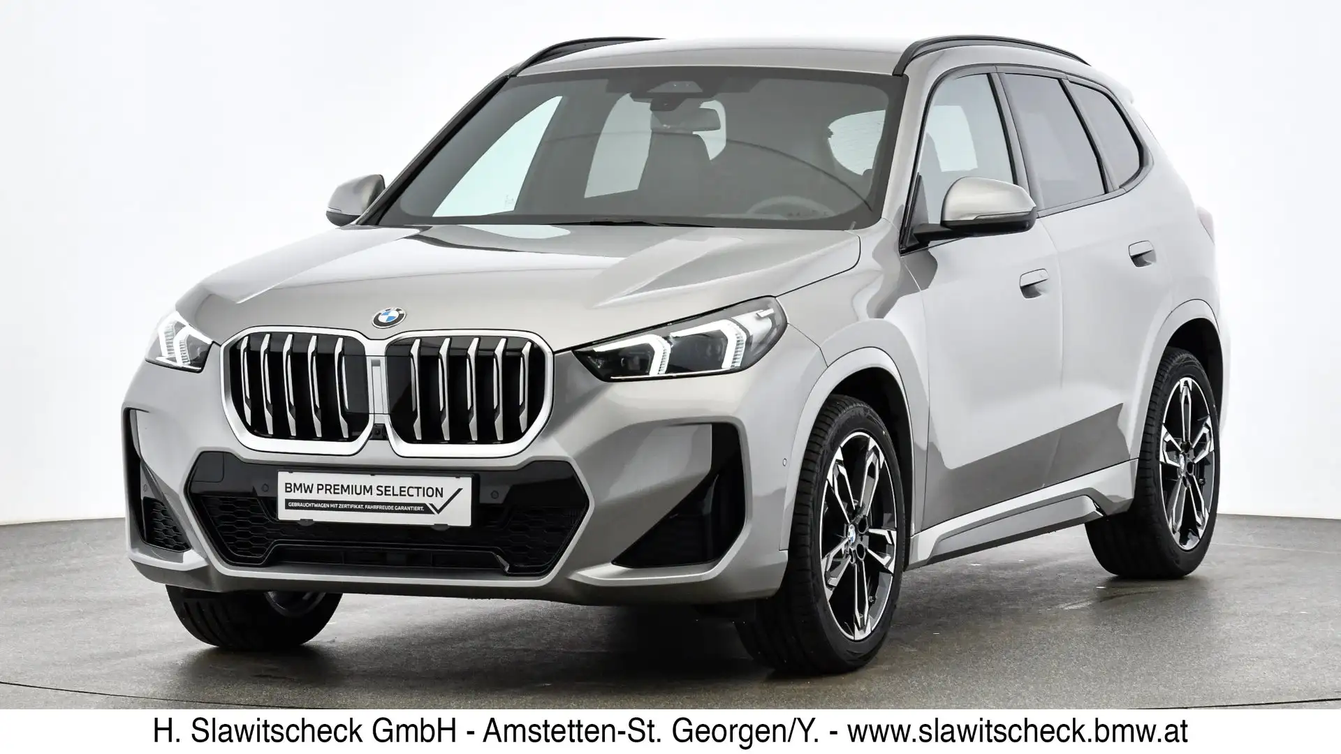 BMW X1 xDrive20d U11 Silber - 1