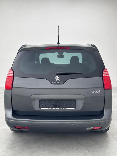 Peugeot 5008 Allure 1.6 , Head-up, PDC, Navi, StHz, Pano — photo 4