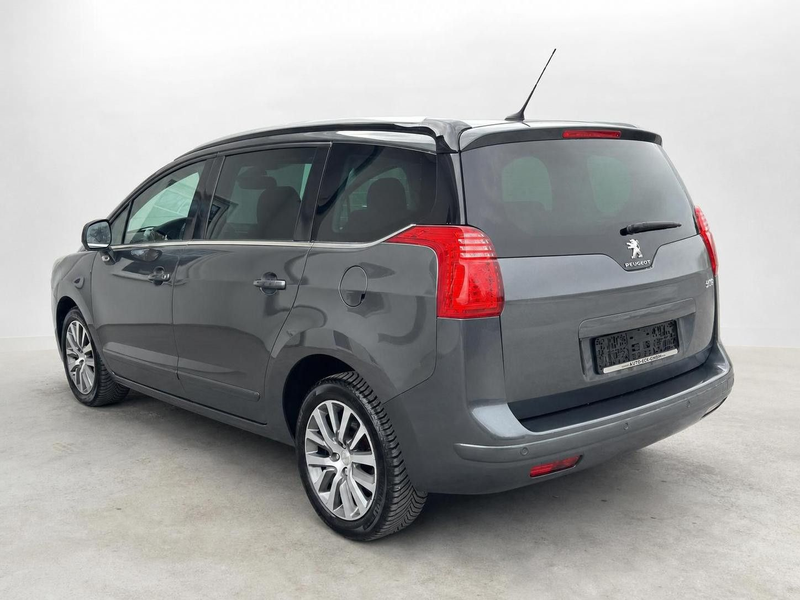Peugeot 5008 Allure 1.6 , Head-up, PDC, Navi, StHz, Pano — photo 3
