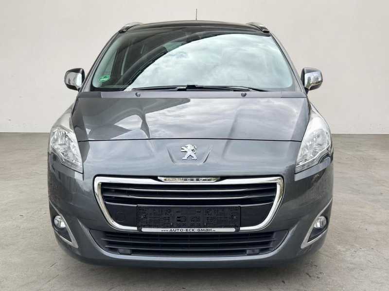 Peugeot 5008 Allure 1.6 , Head-up, PDC, Navi, StHz, Pano — photo 8
