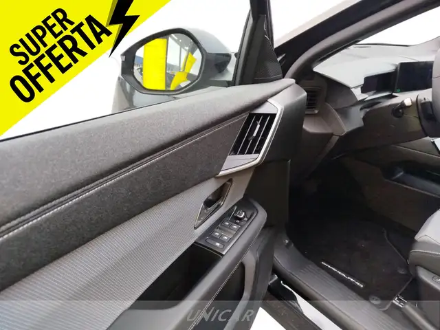 Opel Grandland view 12