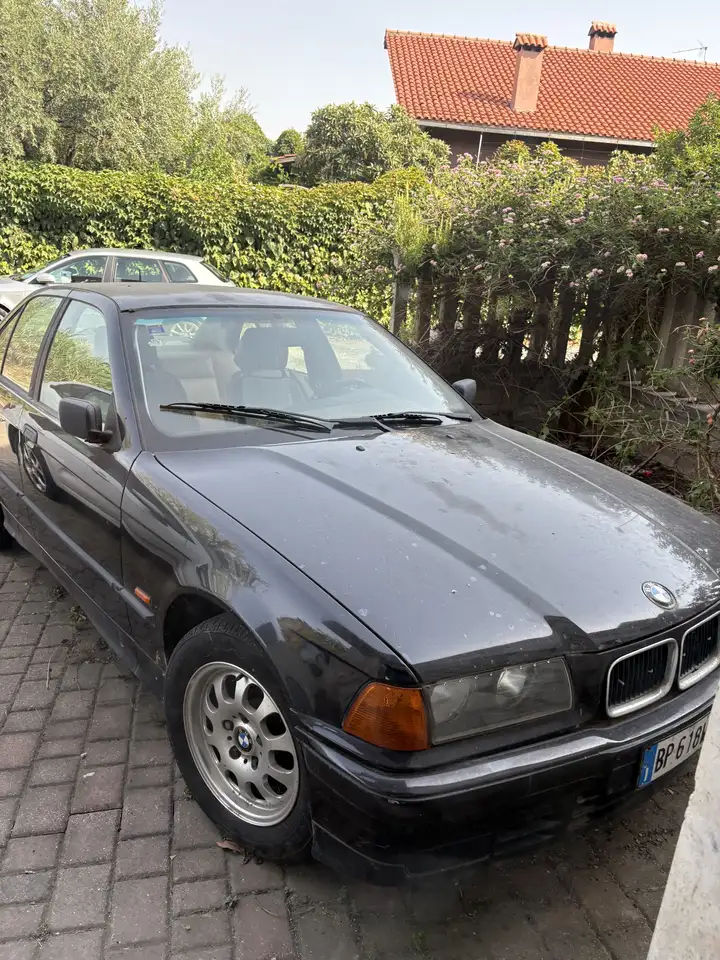 BMW 318tds, foto 1