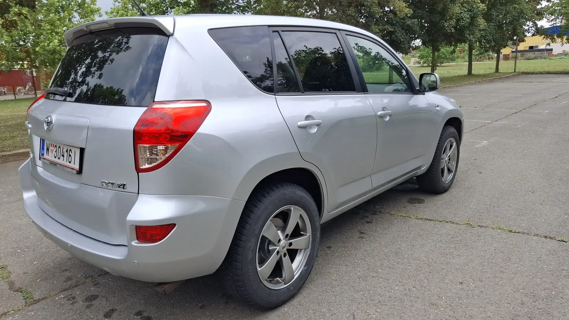 Toyota RAV 4 RAV4 2,2 D-4D 135, neues Pickerl 2027, Fixpreis! Silber - 2