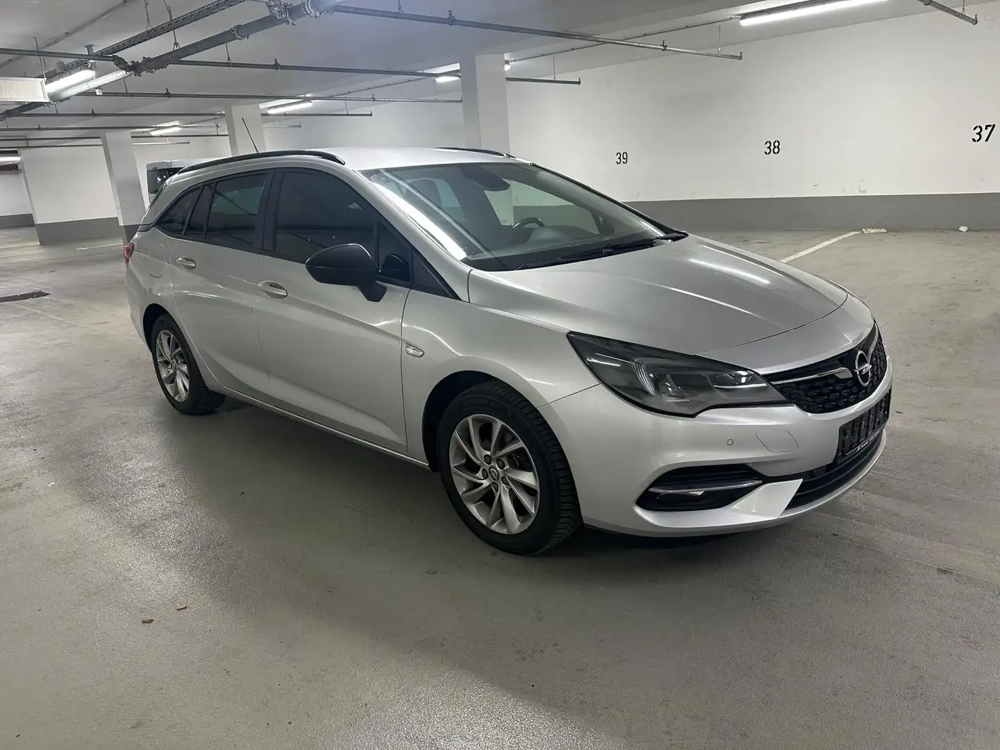 Opel Astra K Sports Tourer Edition Start/Stop Zilver - 2