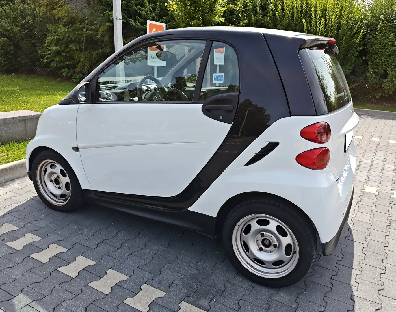 smart forTwo Smart Fortwo Coupe 451 - Micro Hybrid Drive Weiß - 2