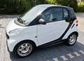 smart forTwo Smart Fortwo Coupe 451 - Micro Hybrid Drive Weiß - thumbnail 1