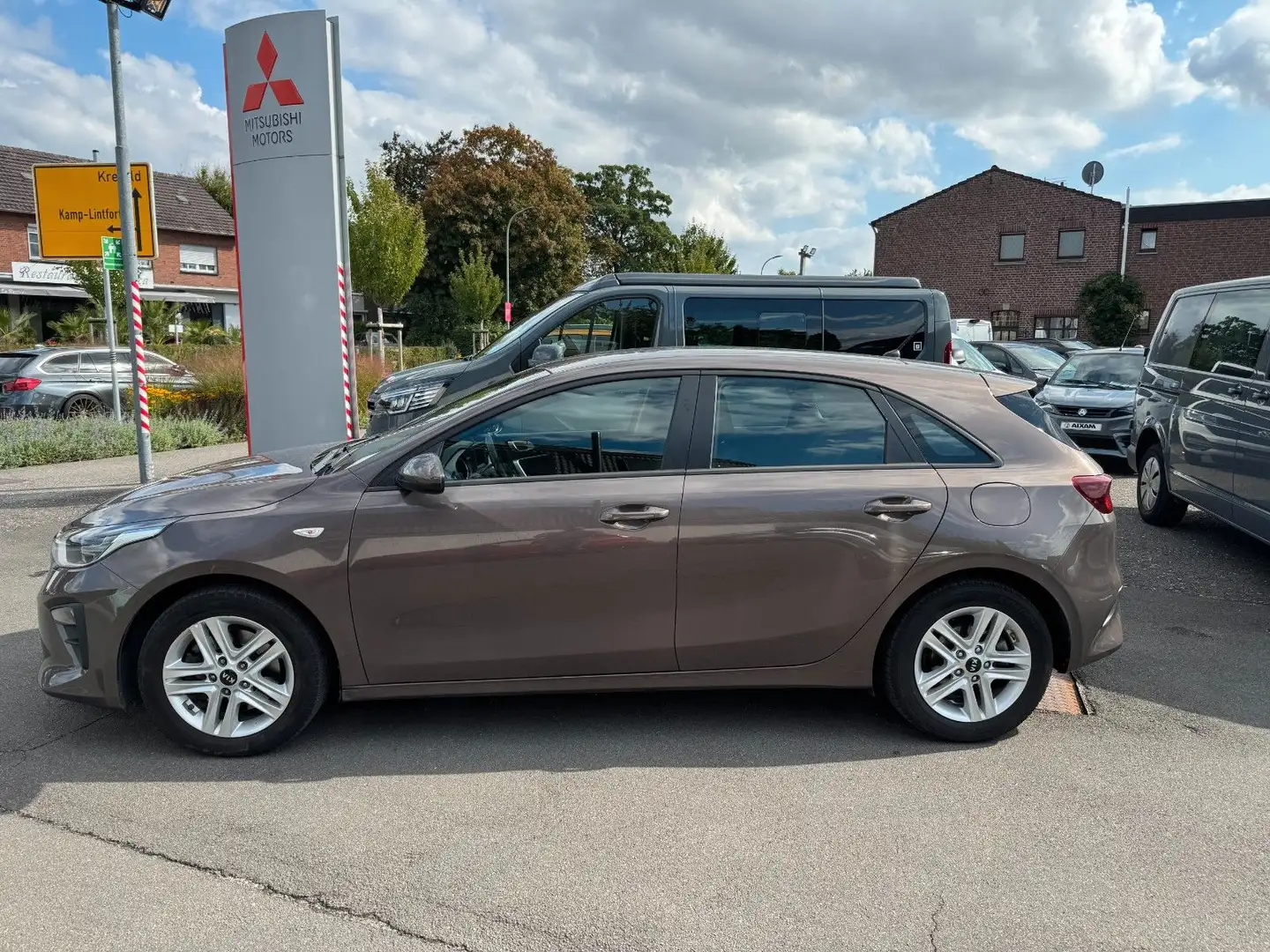Kia Ceed / cee'd Ceed Attract Braun - 2