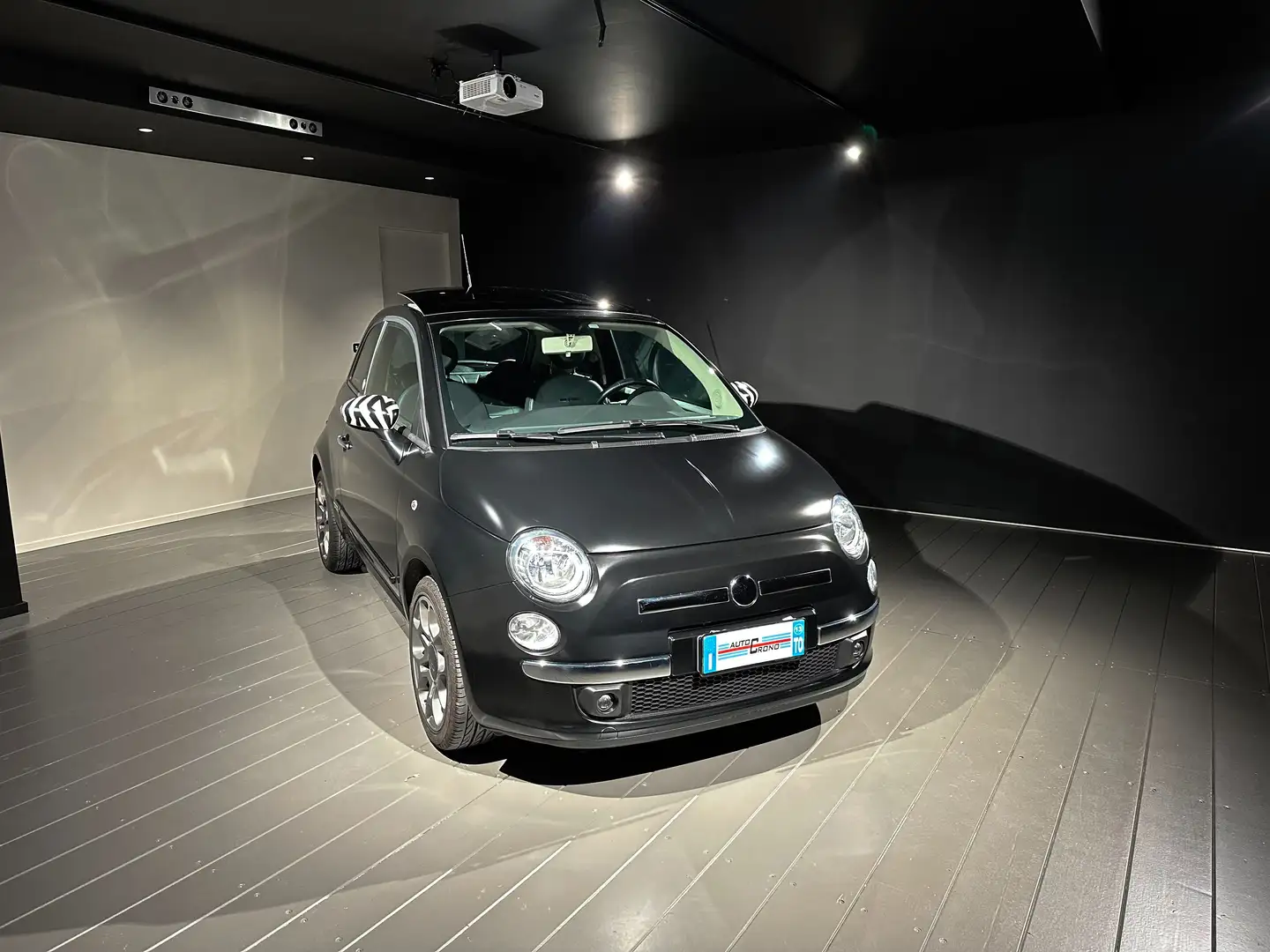 Fiat 500 500 1.4 16v  Italia Independent & Giugiaro Zwart - 1