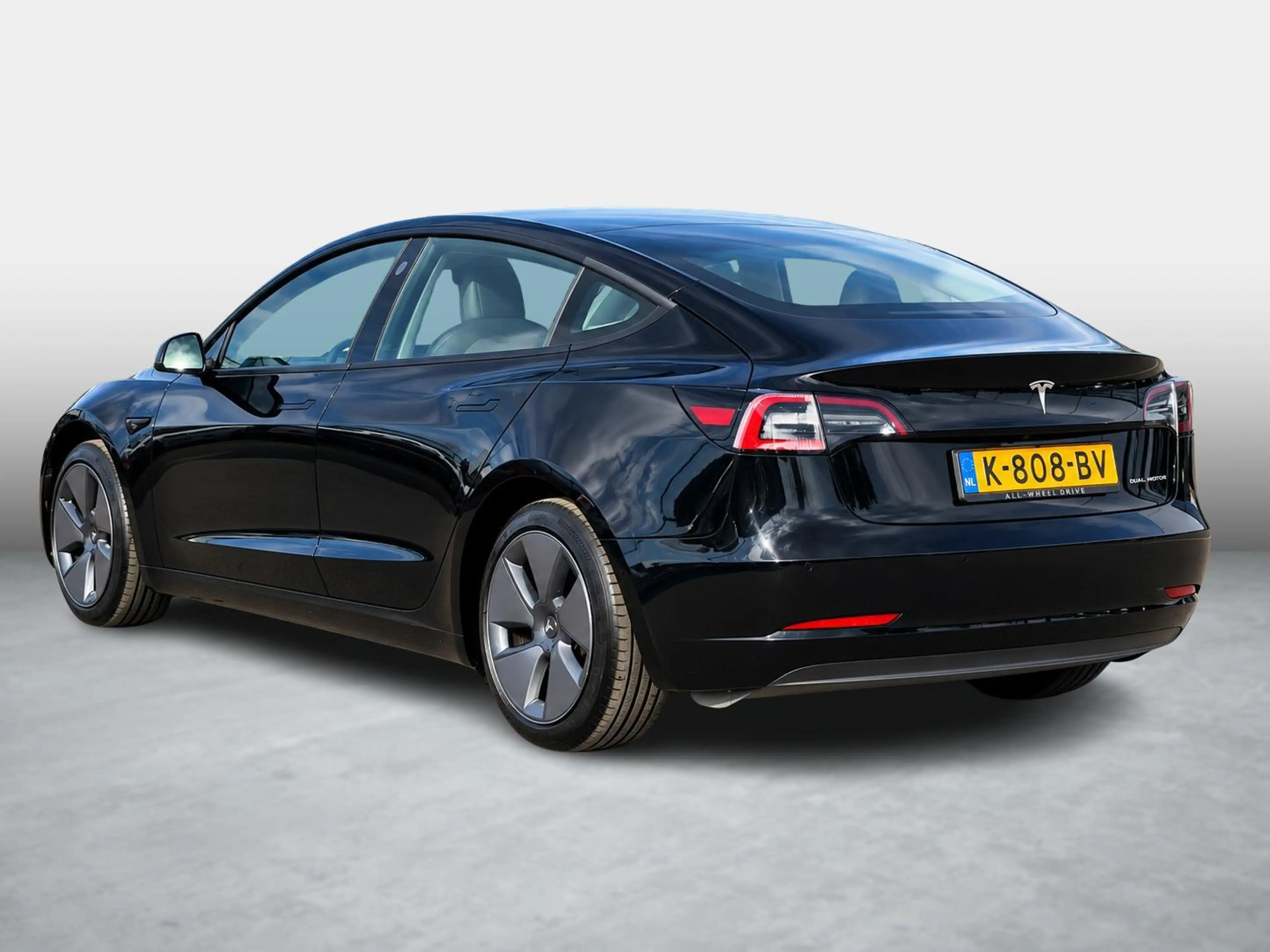 Tesla Model 3 Long Range AWD 75 kWh SOH 88,9% Facelift | Autopil — photo 22