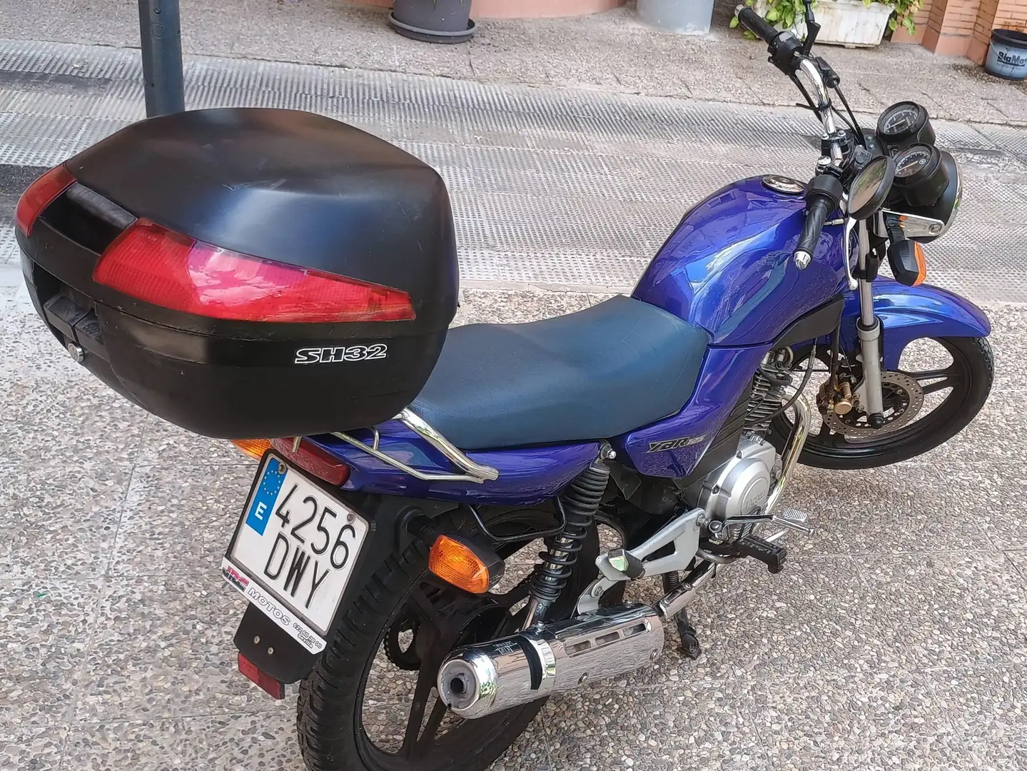 Yamaha YBR 125 Azul - 2