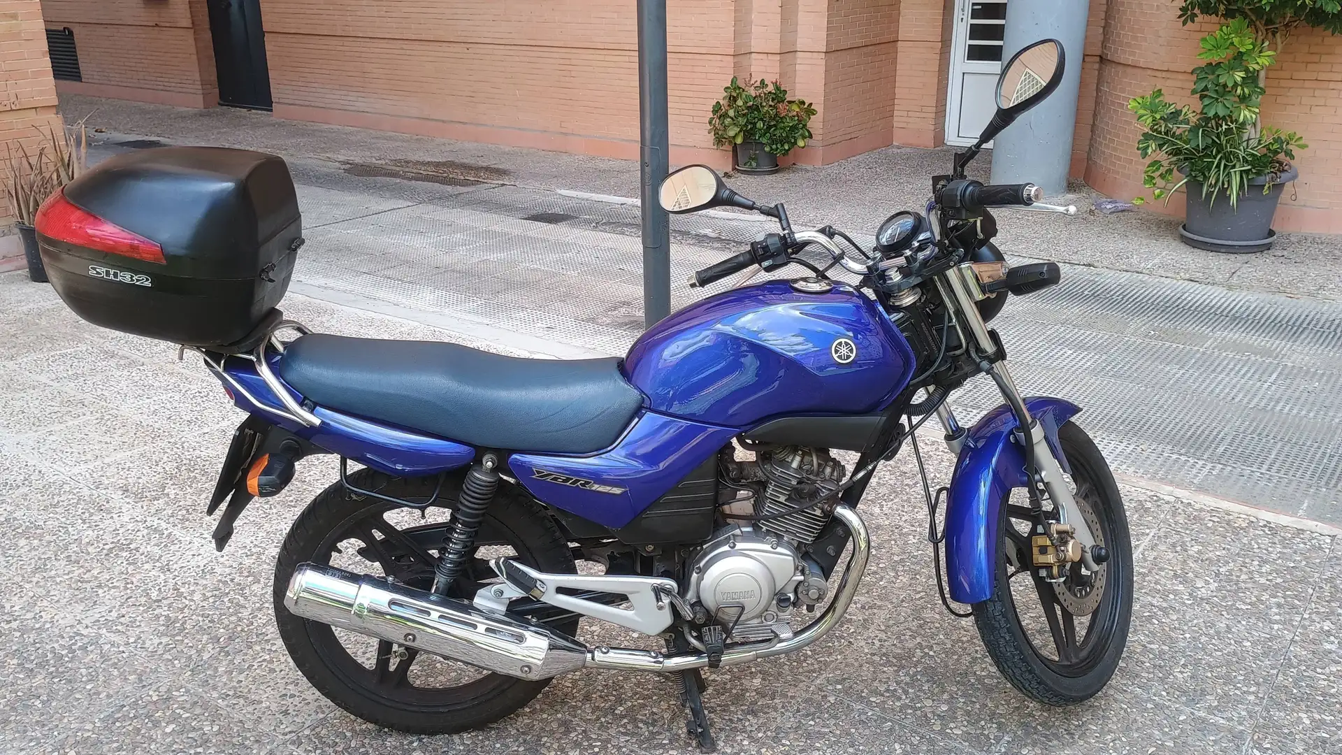 Yamaha YBR 125 Azul - 1