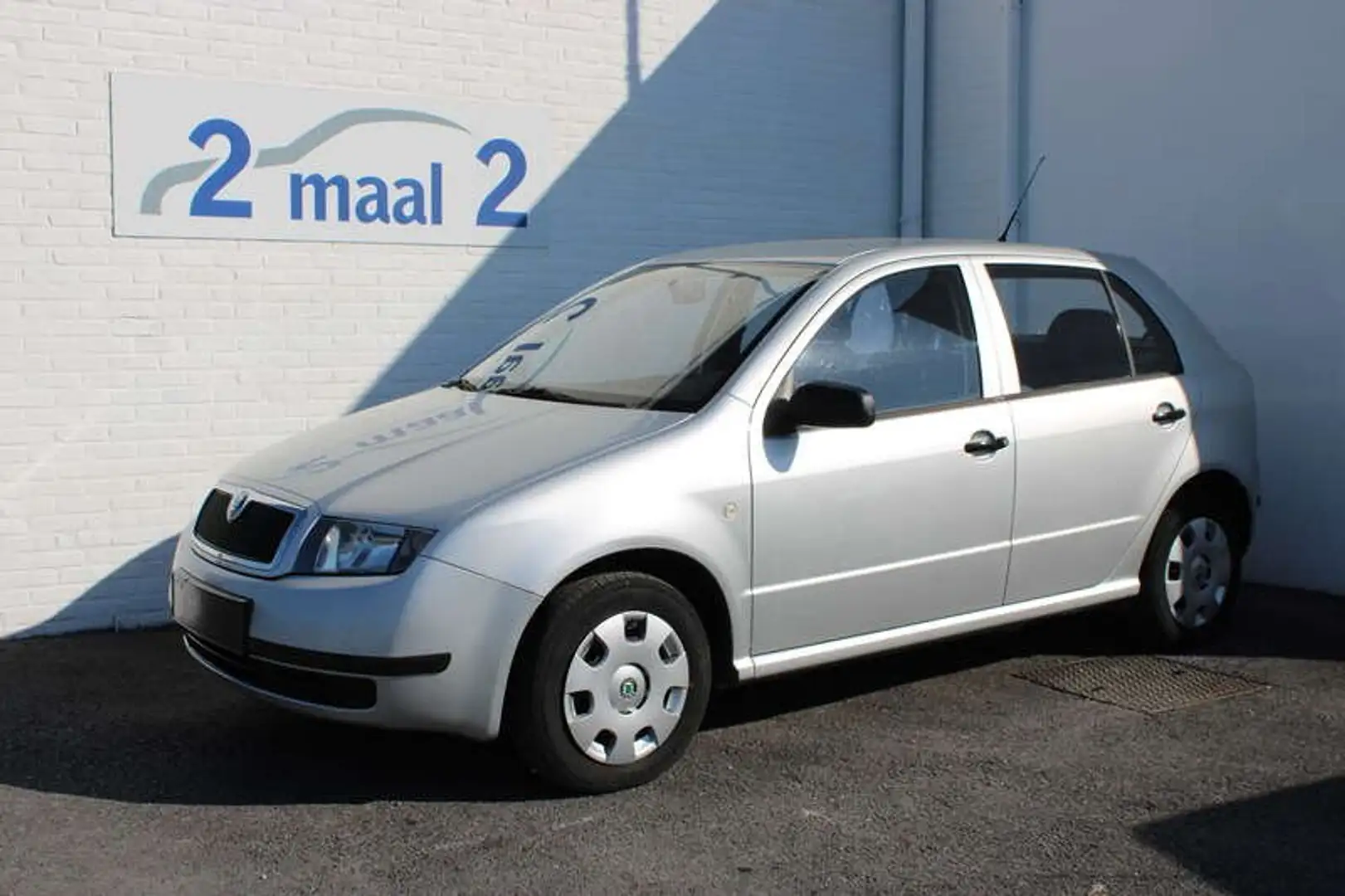 Skoda Fabia 1.2i inclusief 1 JAAR garantie! Zilver - 1