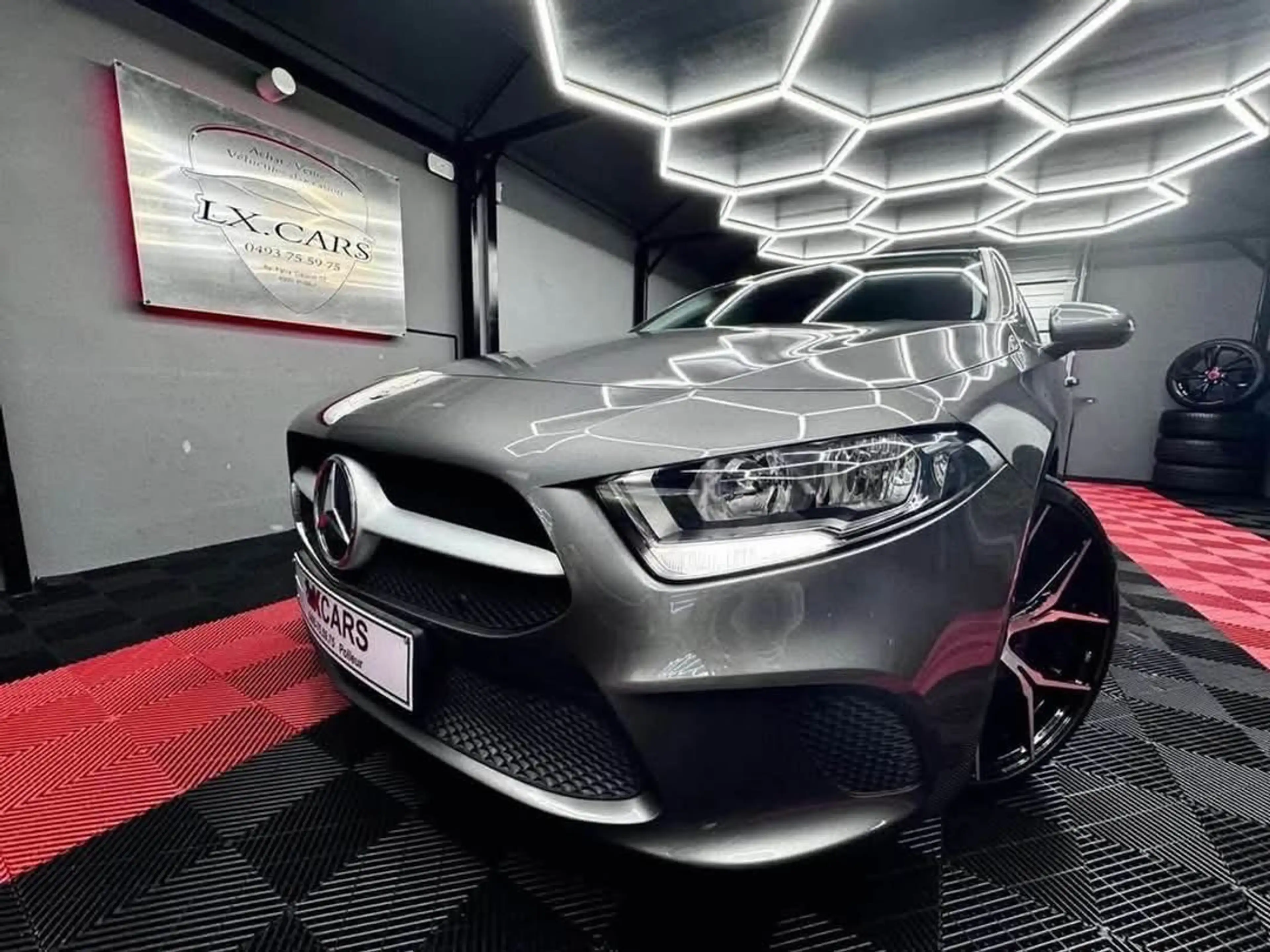 Mercedes-Benz A 180 MERCEDED 180 *LOOK AMG*LED*j19