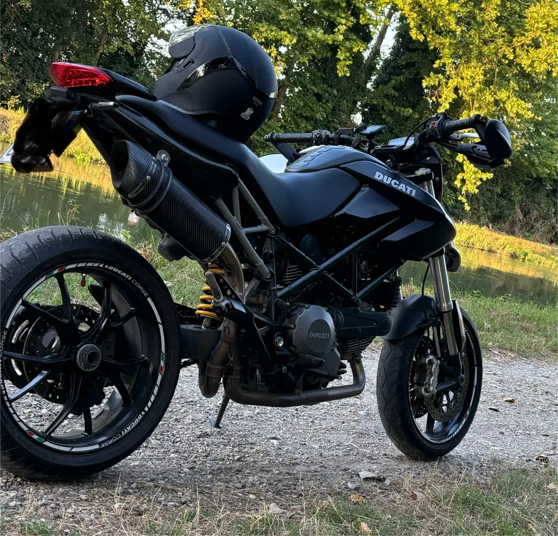 Ducati Hypermotard 796 - 2