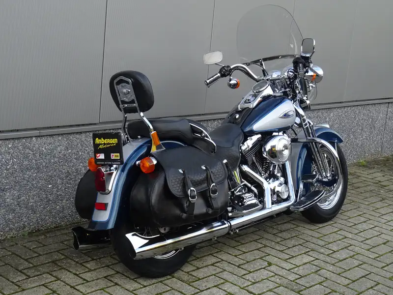 Harley-Davidson Heritage Springer - foto 3