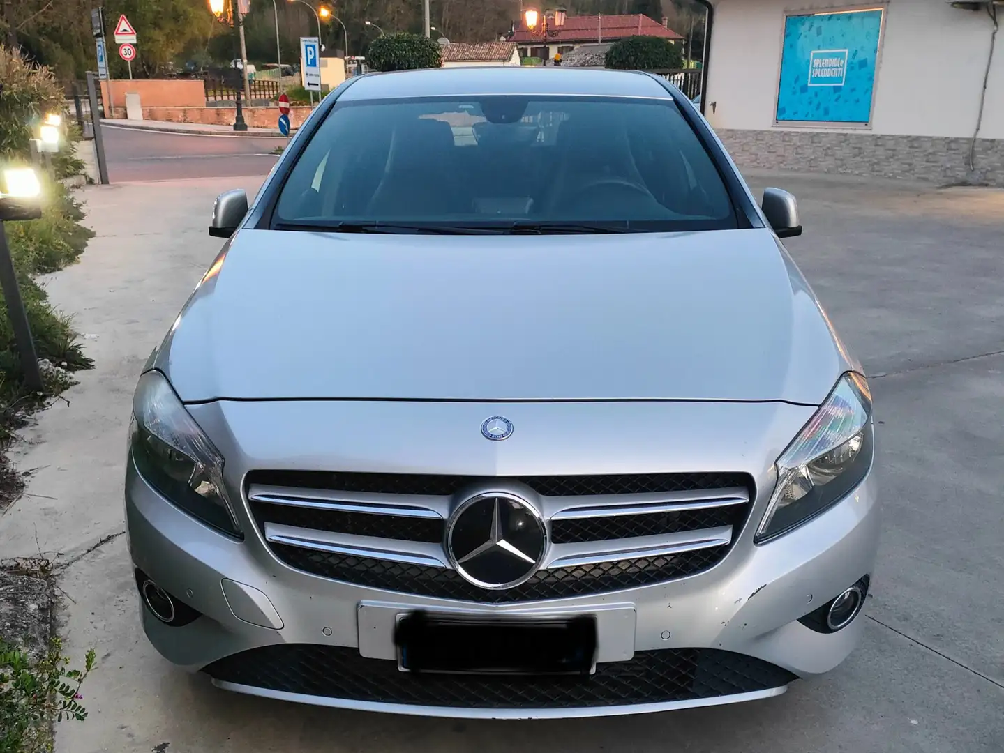 Mercedes-Benz A 180 A 180 (be) Executive Argento - 1