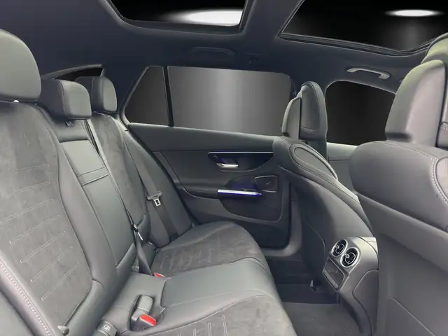 Mercedes-Benz 220 view 11