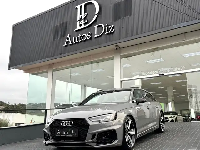Audi RS4 Avant 2.9 TFSI quattro tiptronic