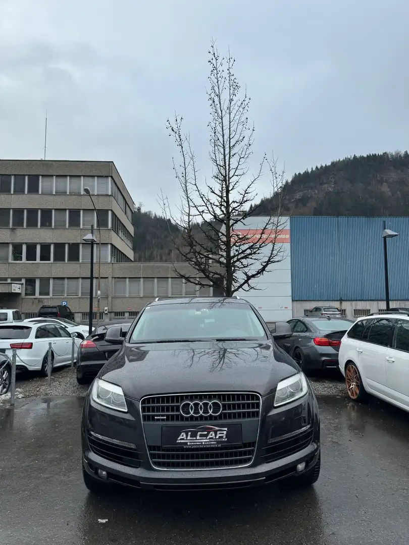 Audi Q7 4,2 FSI V8 quattro Tiptronic Noir - 1
