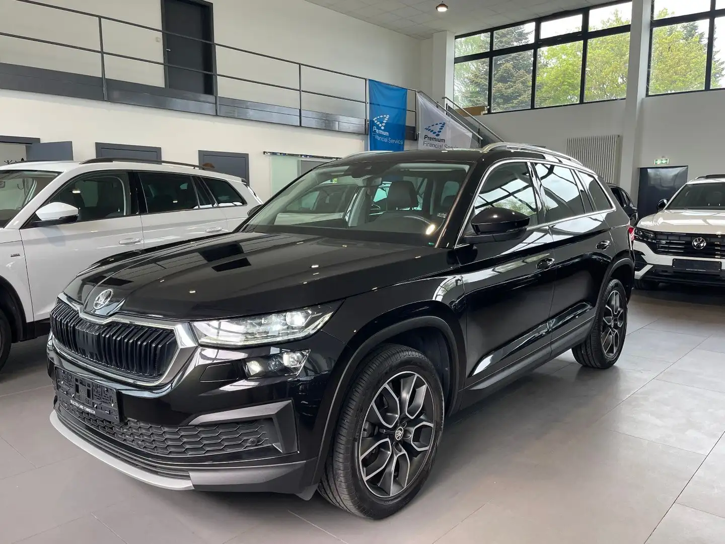Skoda Kodiaq Style 2.0 TDI DSG AID/ACC/MATRIX/360°/MEM Schwarz - 1