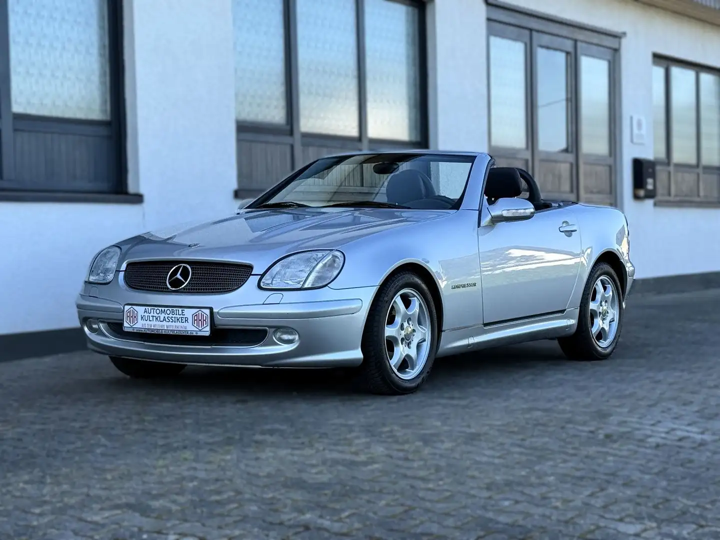 Mercedes-Benz SLK 230 KOMPRESSOR * TOP * Xenon * Magmarot Silber - 1