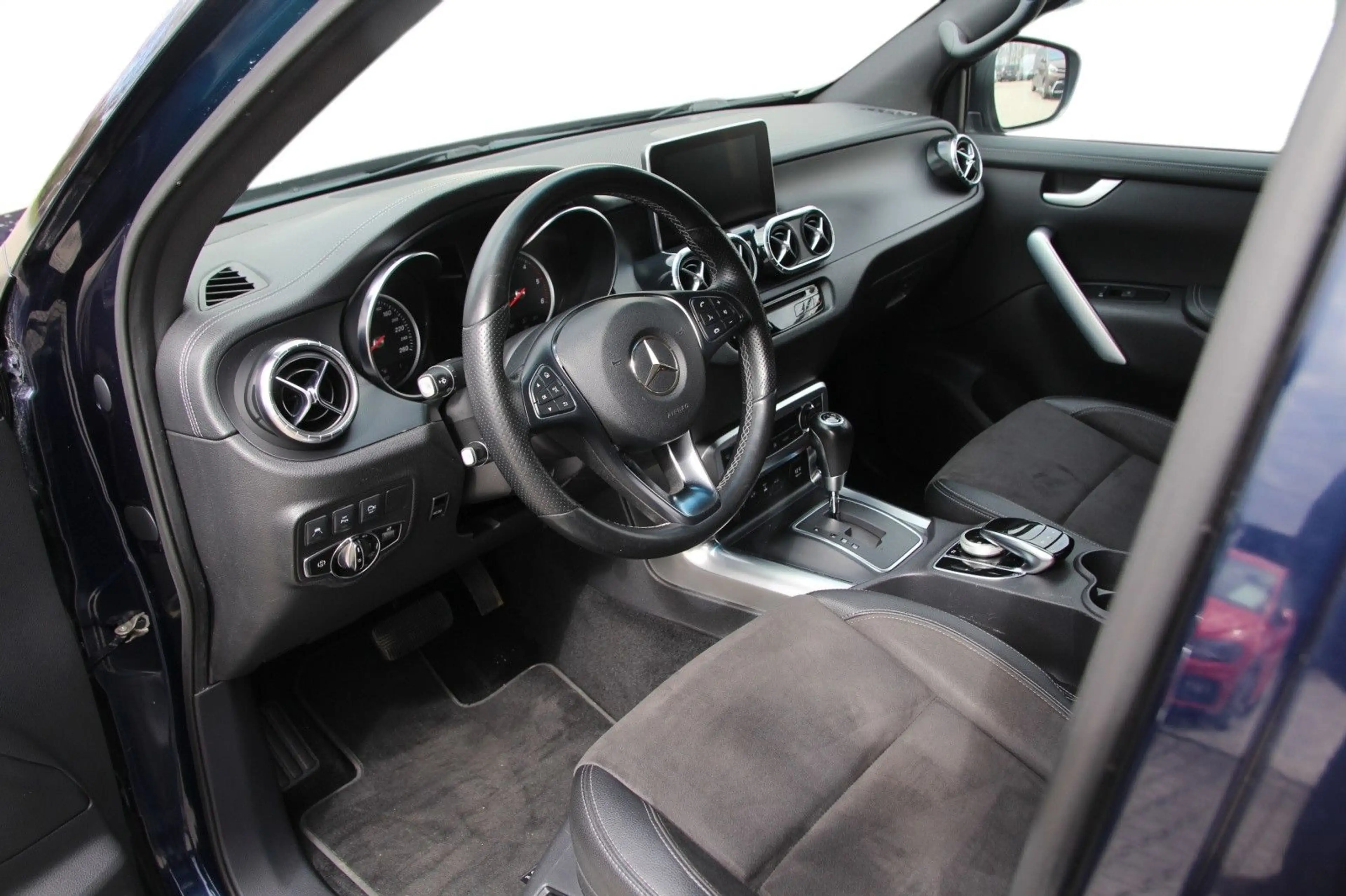 Mercedes-Benz X 250 d 4Matic Doka Edition Power/360°/Navi/AHK — photo 8