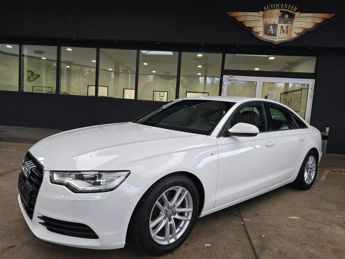 Audi A6 Lim. 2.8 FSI quattro S-Line NAVI/Xenon/4-Z-K Blanc - 1