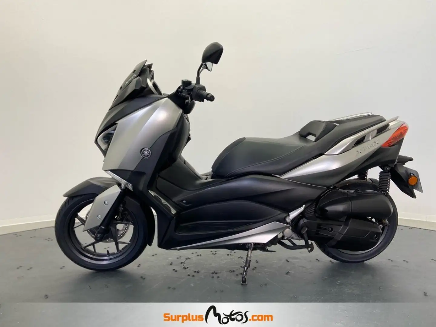 Yamaha X-Max 125 X MAX 125 XMAX siva - 2