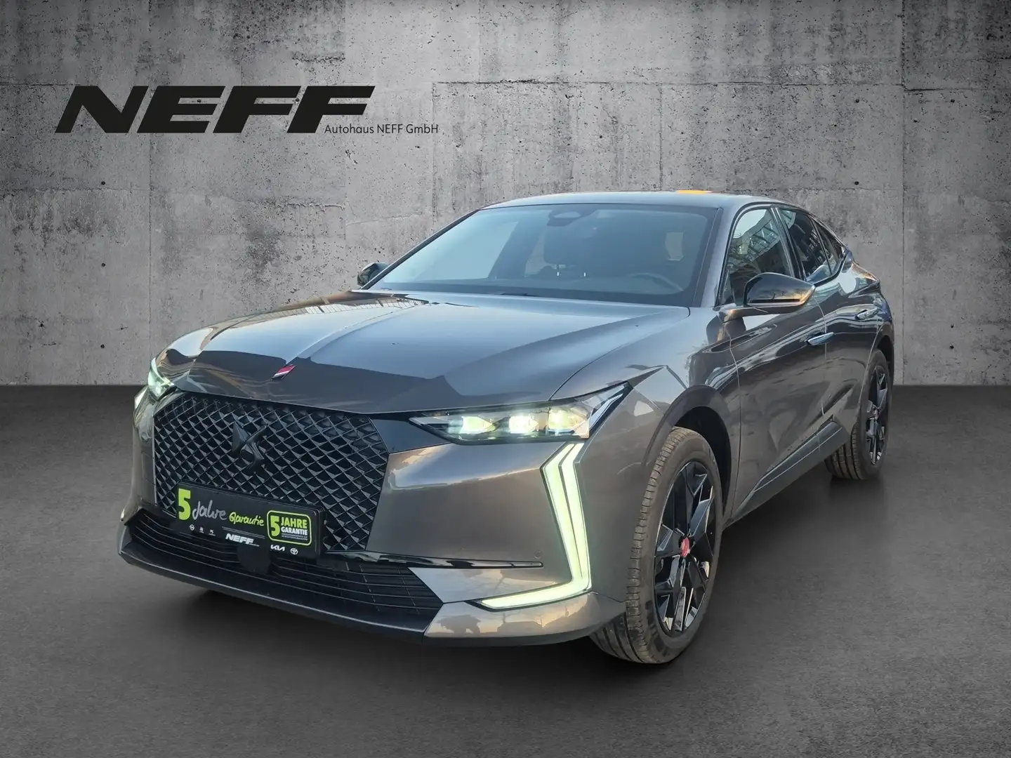 DS Automobiles DS 4 1.2 PureTech 130 S&S Performance Line LED Grau - 2