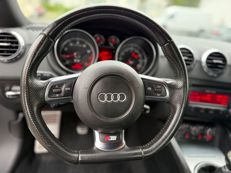 Audi TT Coupe 2.0 TFSI Leder SHZ 8xbereift Tempo 3.Hd — photo 14