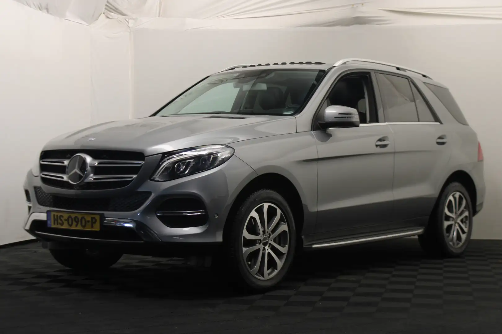 Mercedes-Benz GLE 500 e 4MATIC |Pano|Camera| Grau - 1