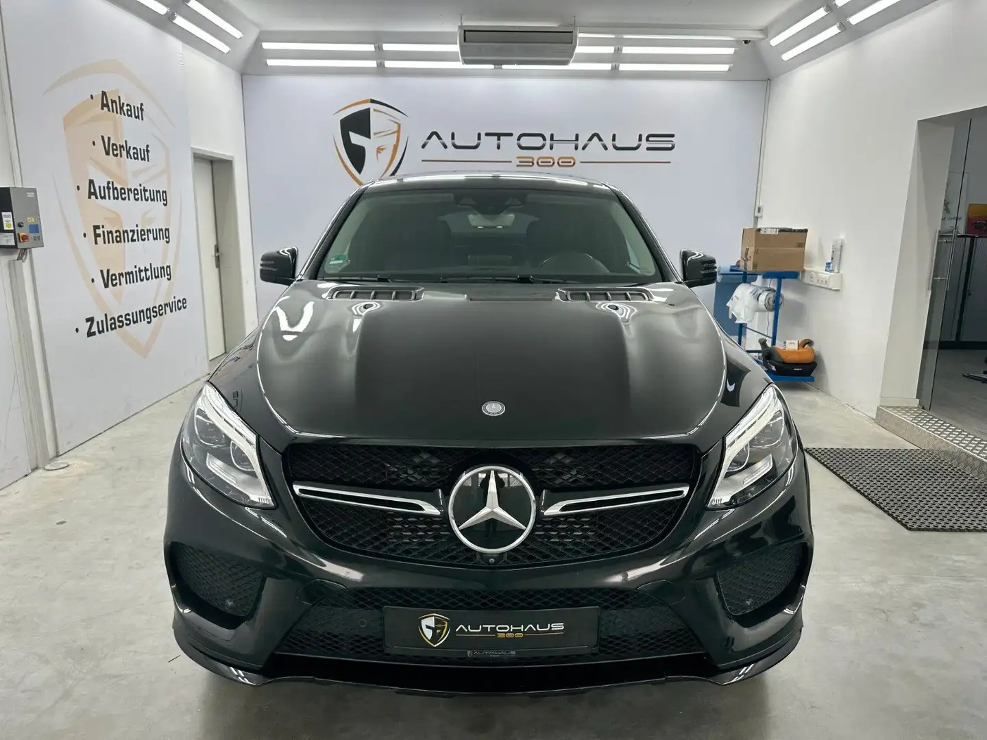 Mercedes-Benz GLE 350 d 4Matic Coupe AMG ACC PANO KEYLESS 360° Noir - 2