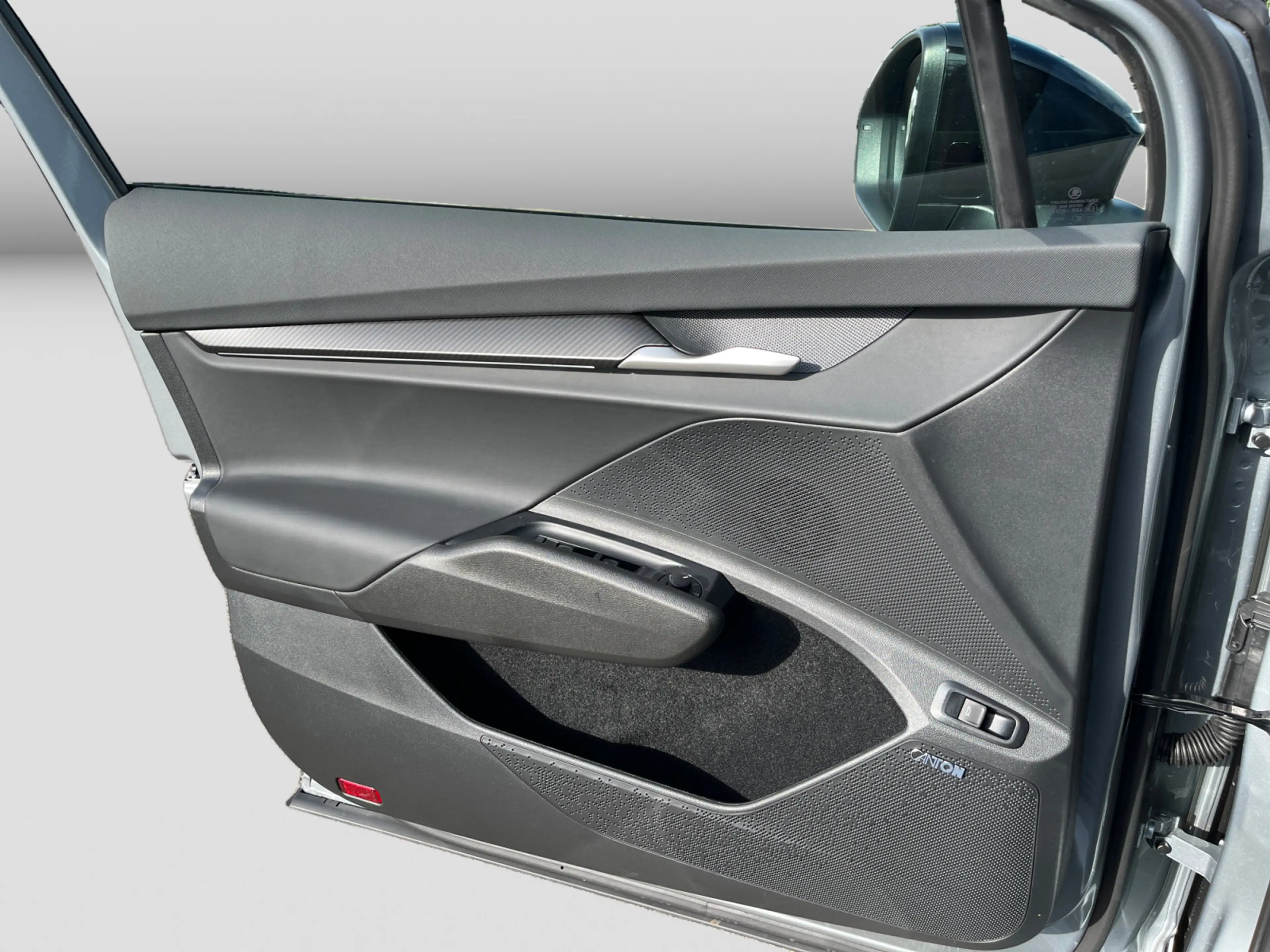 Skoda Enyaq Sportline 85 Advanced HuD 360° Canton AHK — photo 14