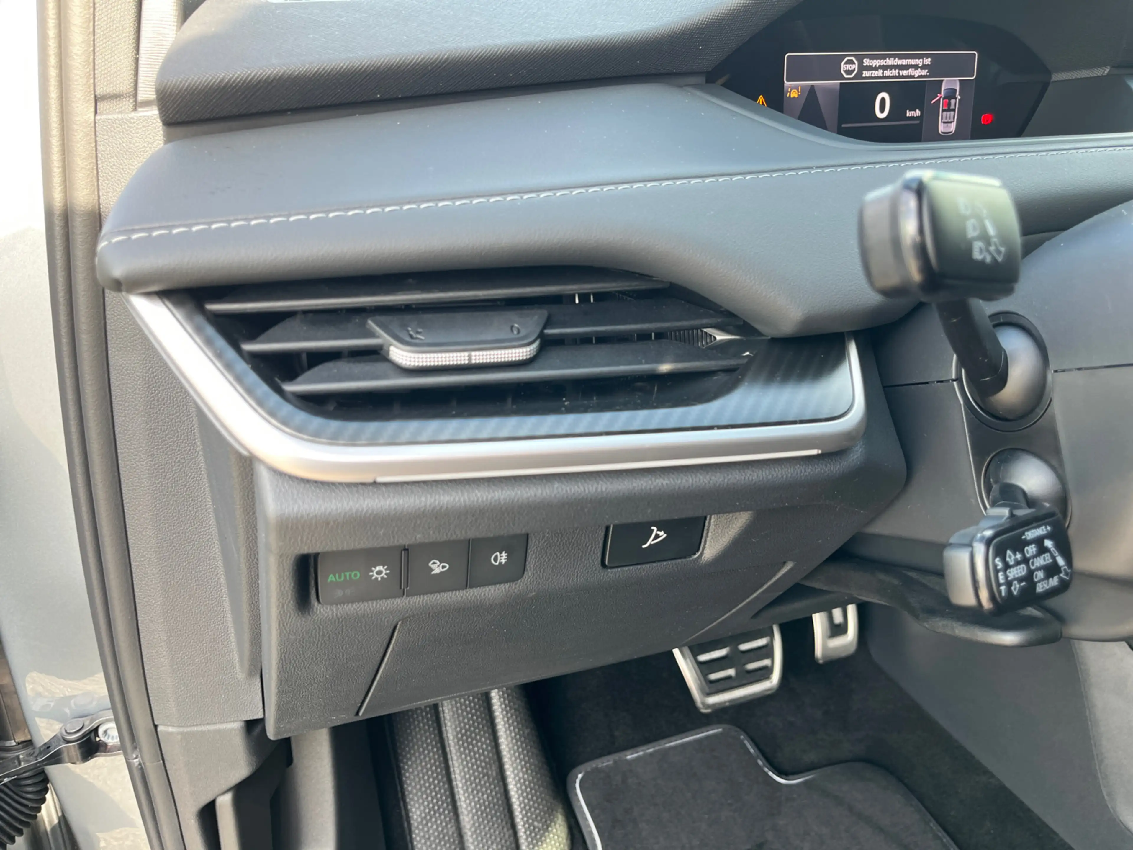 Skoda Enyaq Sportline 85 Advanced HuD 360° Canton AHK — photo 13