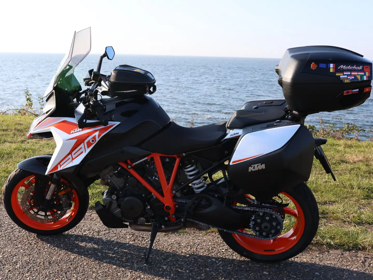 KTM 1290 Super Duke GT KTM Super Duke GT 1290 2020 TechPack Oranje - 1