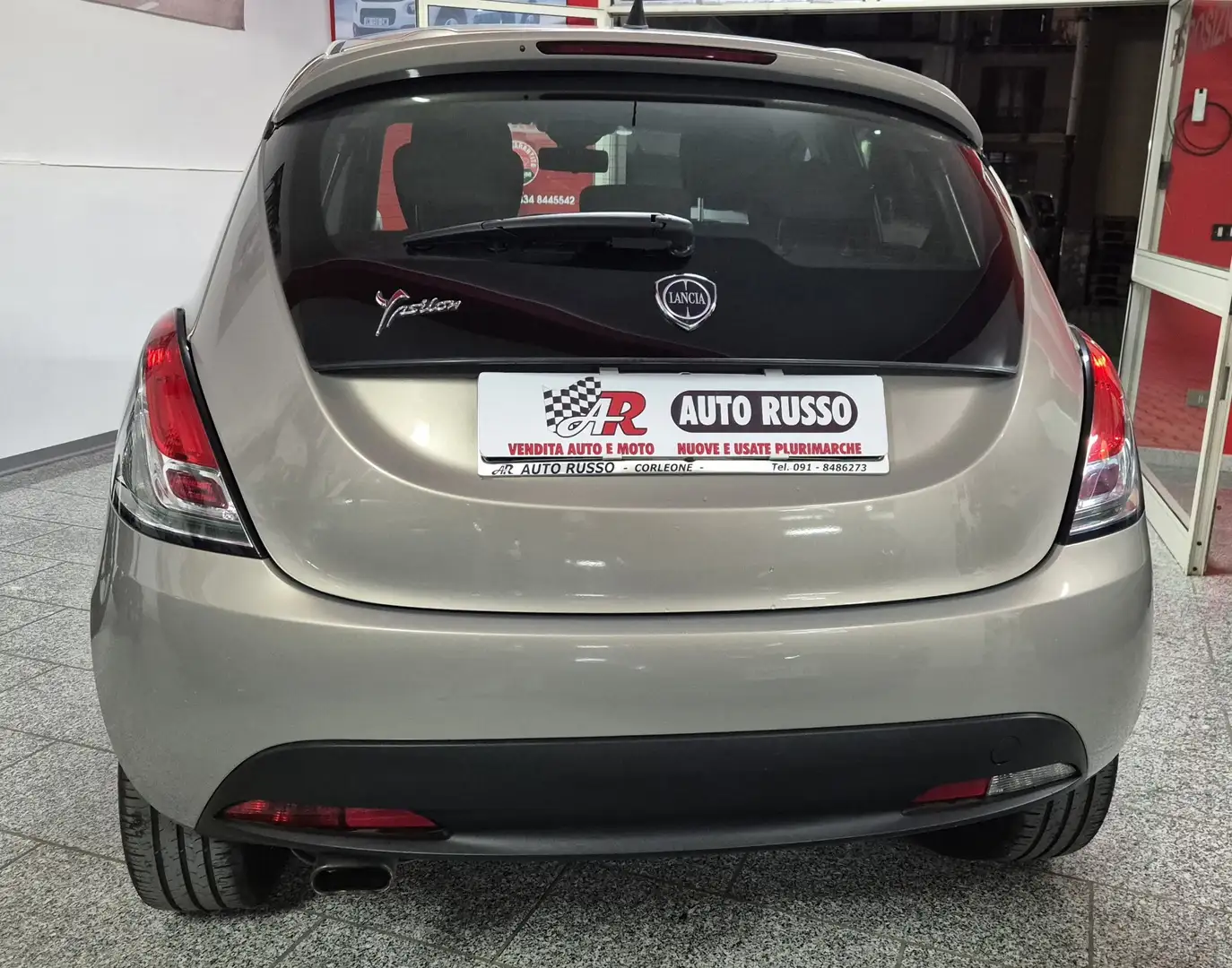 Lancia Ypsilon 1.2 8v Gold 69cv - 2