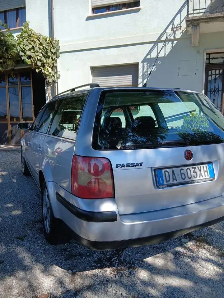 Volkswagen Passat Variant 1.9 tdi Comfortline 130cv, foto 4