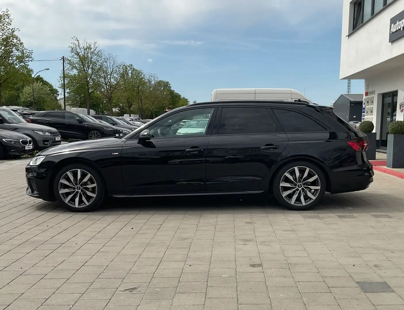 Audi A4 Av.40 TFSI quat.S line AHK RFK ACC ViCo Optik Zwart - 2