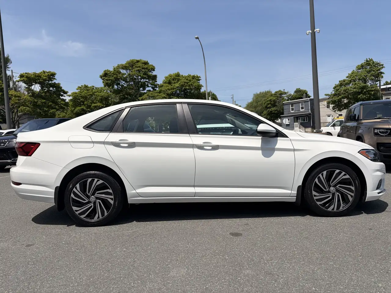 Volkswagen Jetta снимка Volkswagen Jetta